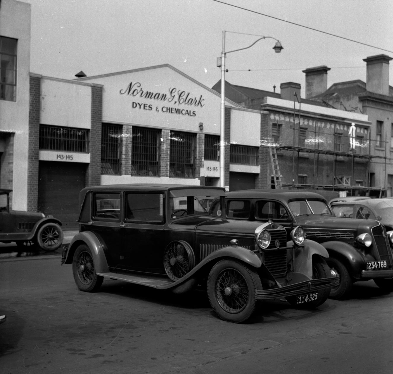 Latrobe Street Premises before façade upgrade 1947