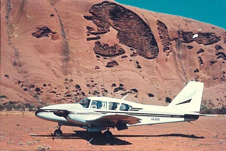 Piper Aztec at Ayers Rock